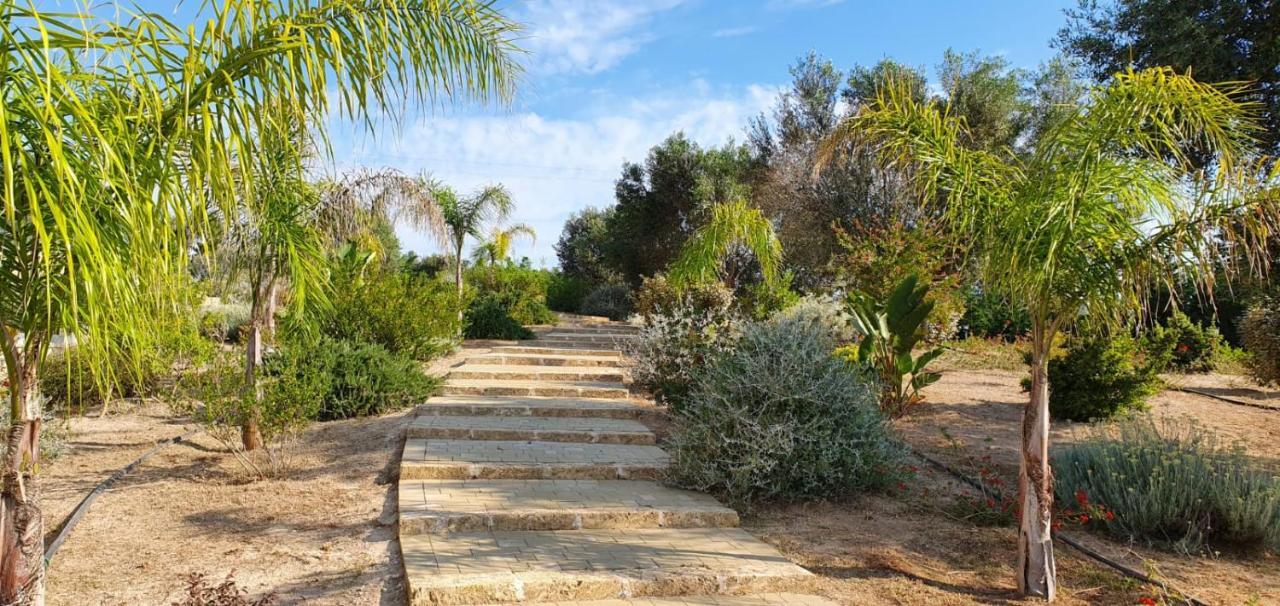 Agriturismo Tenuta Don Giovanni Melendugno Buitenkant foto
